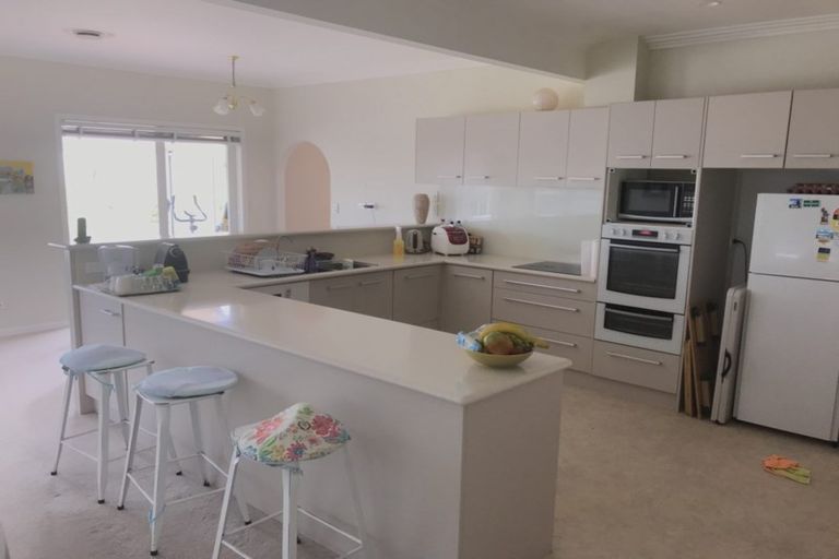 Photo of property in 19 Williamson Avenue, Belmont, Auckland, 0622