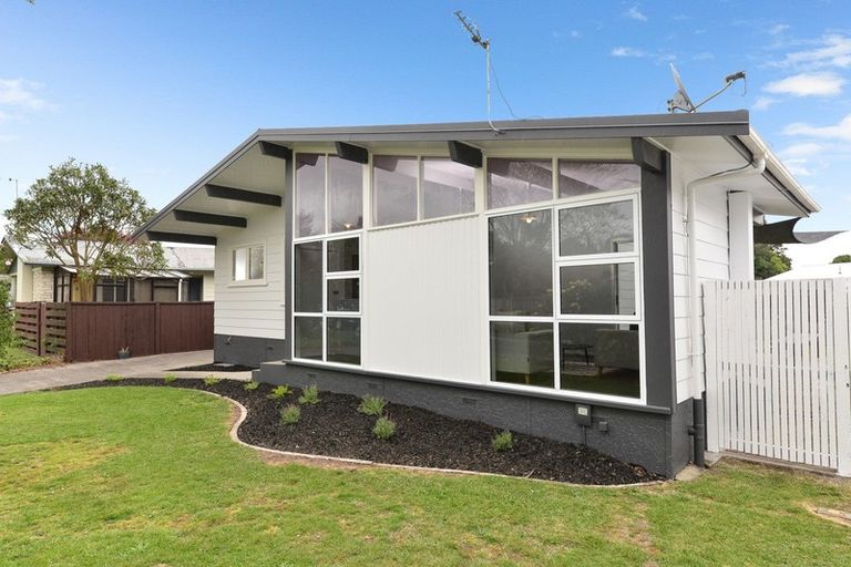 Photo of property in 5 Craig Place, Fairview Downs, Hamilton, 3214