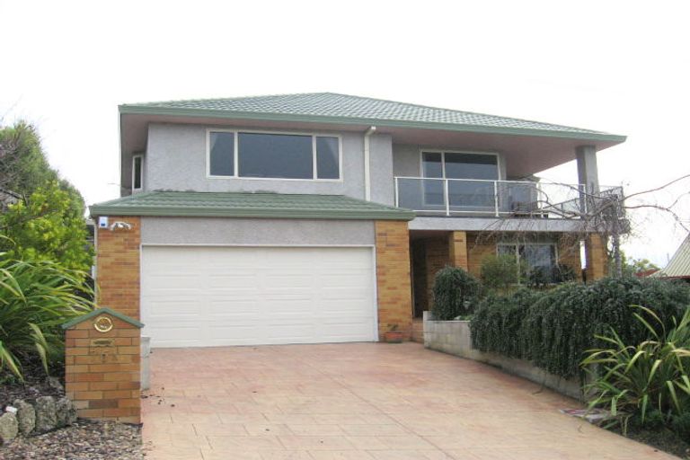 Photo of property in 76 Churchill Drive, Taradale, Napier, 4112