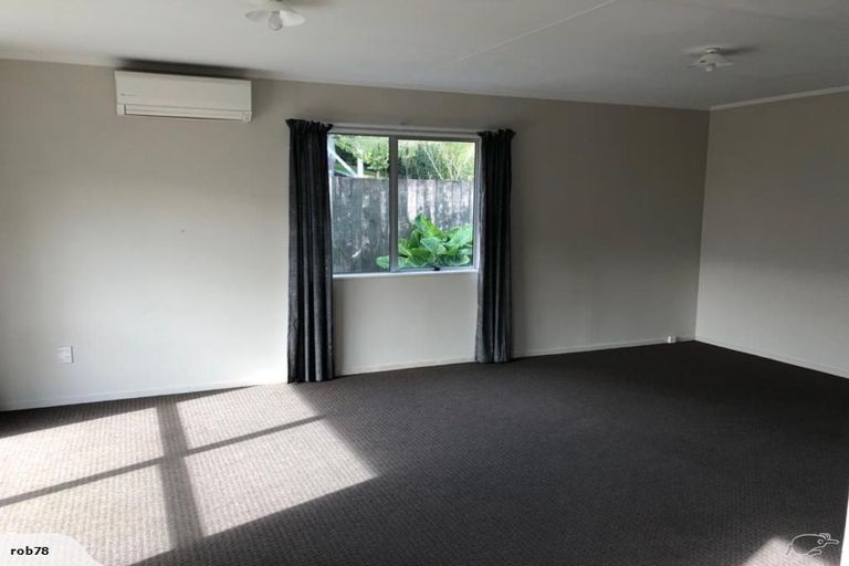 Photo of property in 79a Waitaha Road, Welcome Bay, Tauranga, 3112
