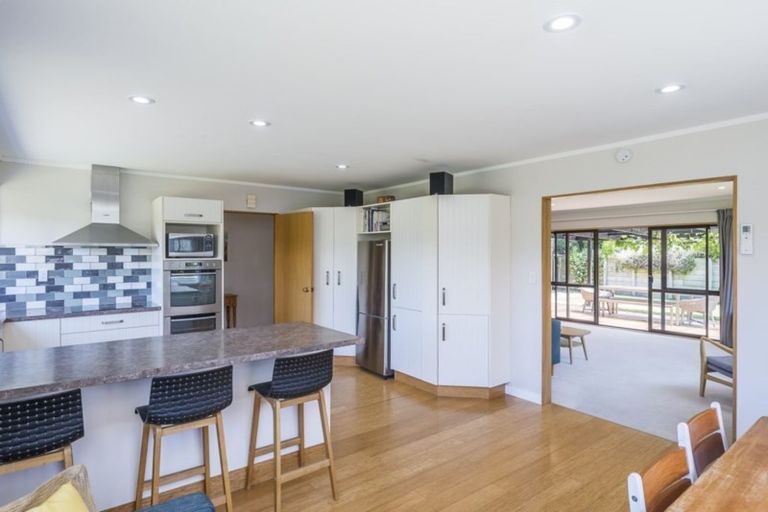 Photo of property in 32 Sunburst Court, Paraparaumu Beach, Paraparaumu, 5032