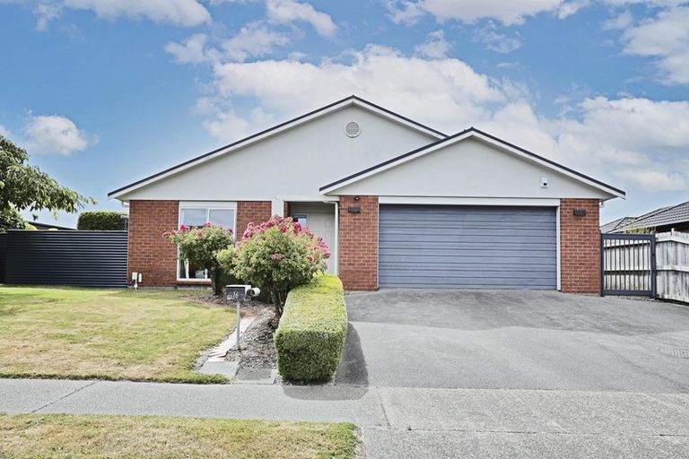 Photo of property in 16 Hoffman Court, Waikiwi, Invercargill, 9810