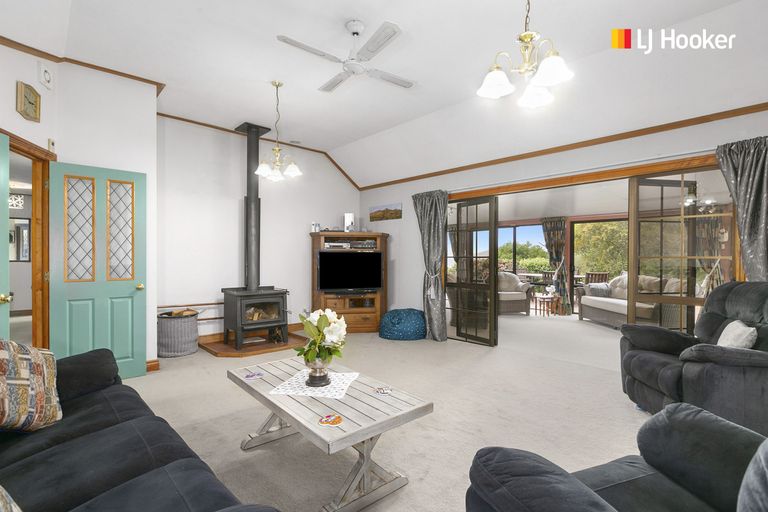 Photo of property in 979 Highcliff Road, Highcliff, Dunedin, 9077