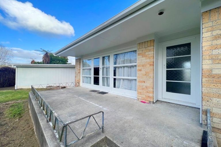 Photo of property in 18 Brocas Avenue, Hillcrest, Hamilton, 3216