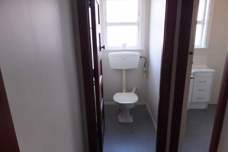 Photo of property in 345 Riccarton Road, Upper Riccarton, Christchurch, 8041