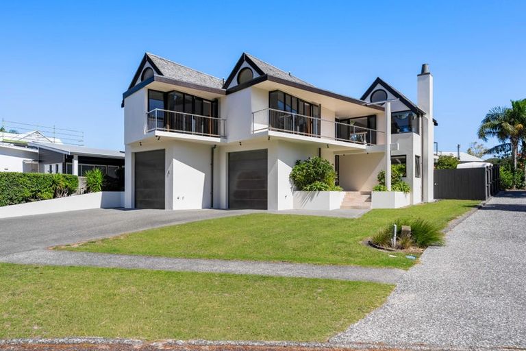 Photo of property in 6 Vista Paku, Pauanui, Hikuai, 3579