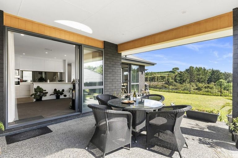 Photo of property in 42 Puhirake Crescent, Pyes Pa, Tauranga, 3112