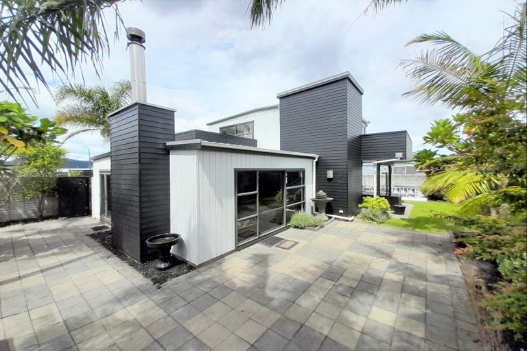 Photo of property in 137 The Fairway, Matarangi, Whitianga, 3592