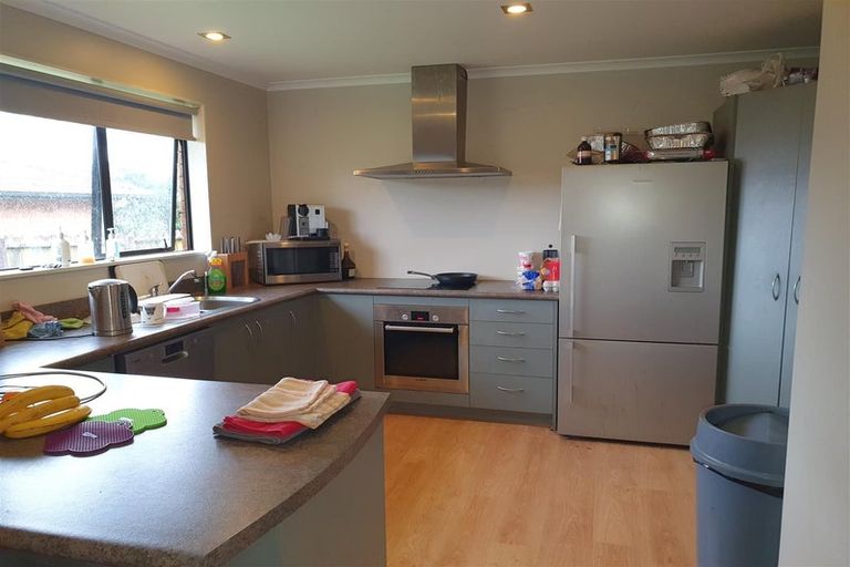 Photo of property in 22 Sambrooke Crescent, Flat Bush, Auckland, 2019