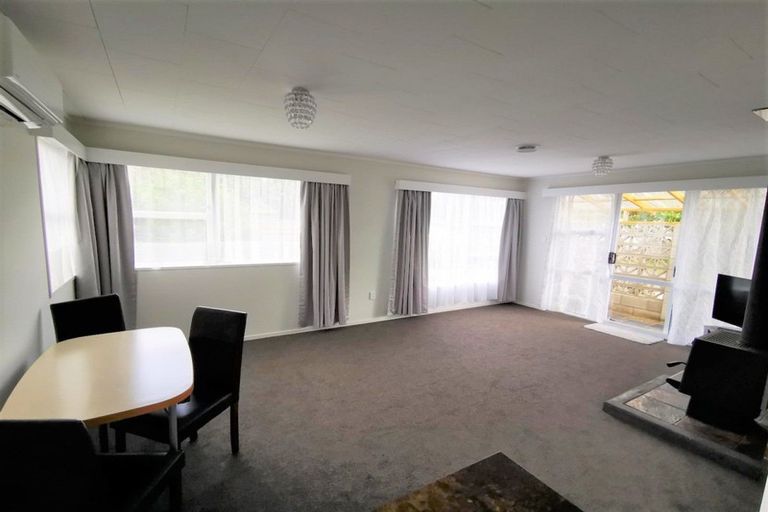 Photo of property in 16 Ries Street, Dannevirke, 4930