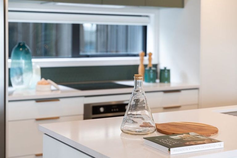 Photo of property in 24 Atutahi Lane, Papamoa, 3118