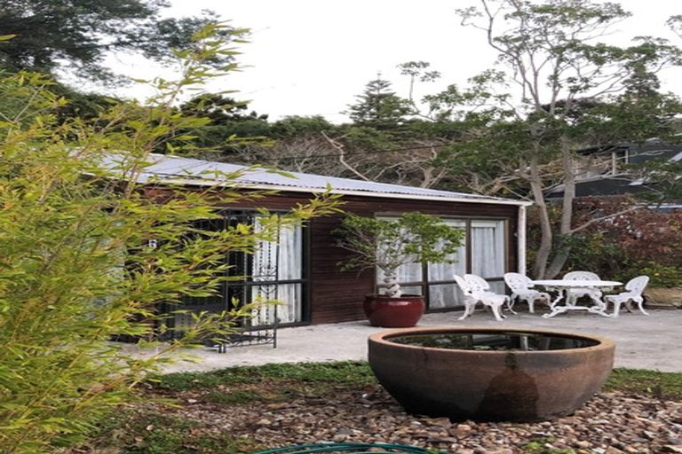 Photo of property in 23 Governors Bay - Teddington Road, Allandale, Lyttelton, 8971