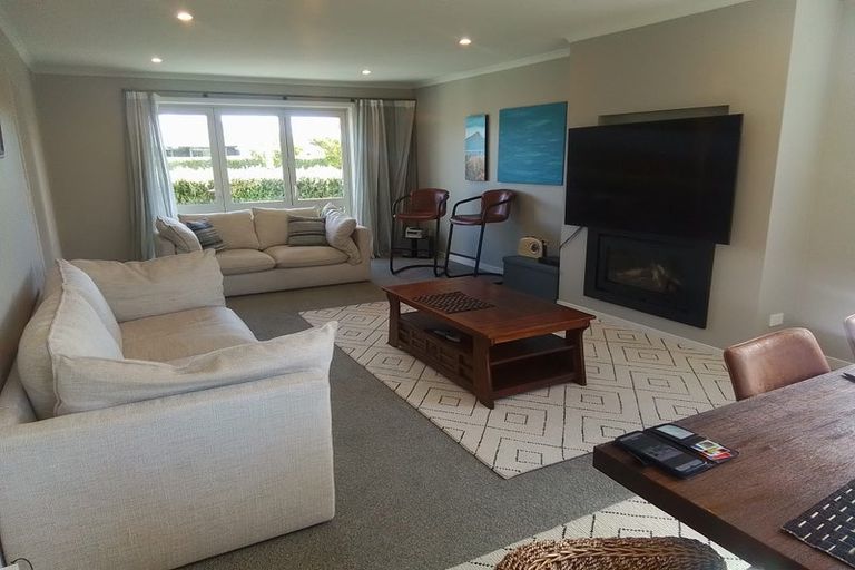 Photo of property in 46 Plescher Crescent, Leamington, Cambridge, 3432