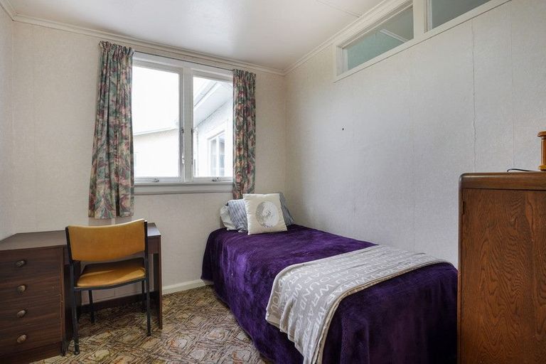 Photo of property in 112 Shamrock Street, Takaro, Palmerston North, 4412