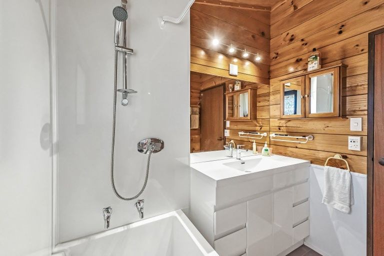 Photo of property in 8 Clayton Road, Amberley, 7410