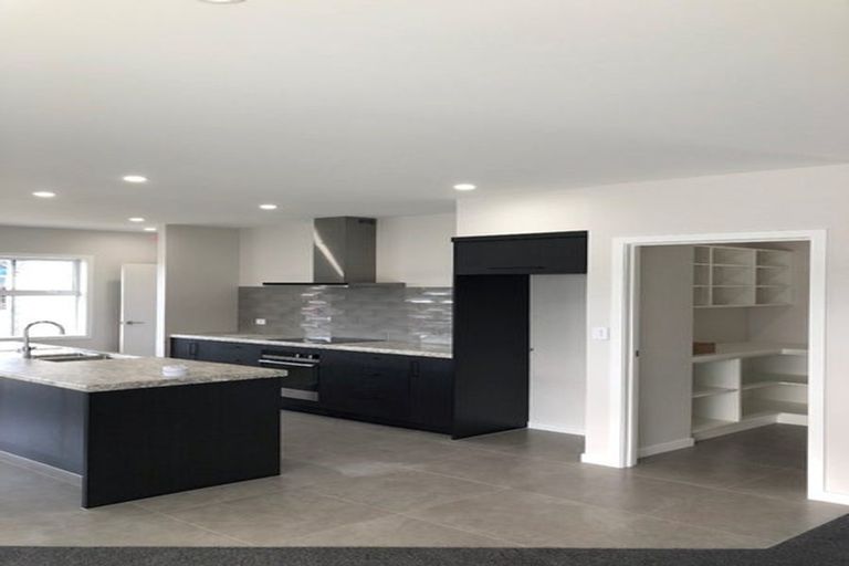 Photo of property in 18 Rangataiki Place, Awatoto, Napier, 4110