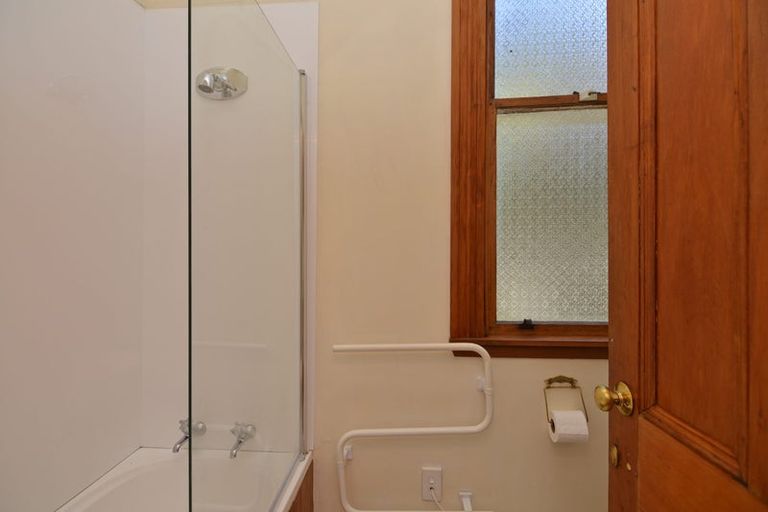 Photo of property in 20 Hinau Road, Hataitai, Wellington, 6021