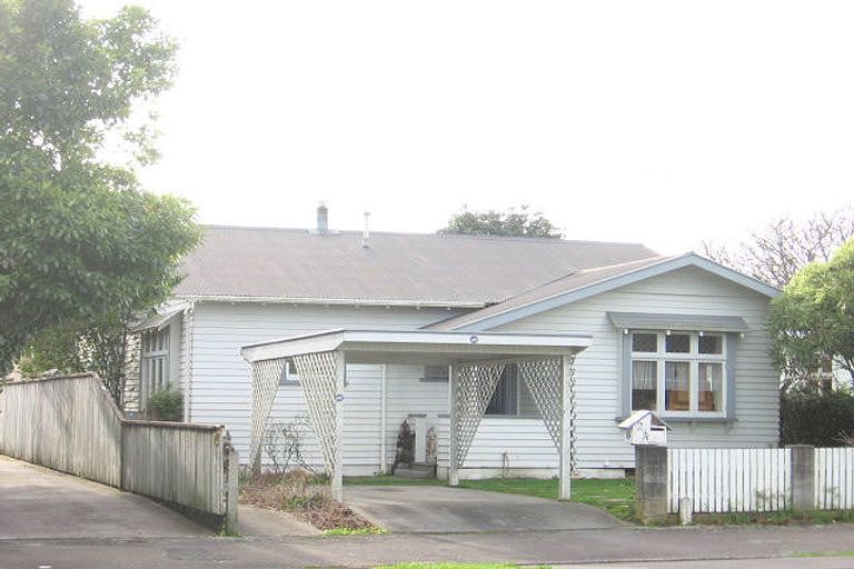 Photo of property in 27 Manson Street, Terrace End, Palmerston North, 4410