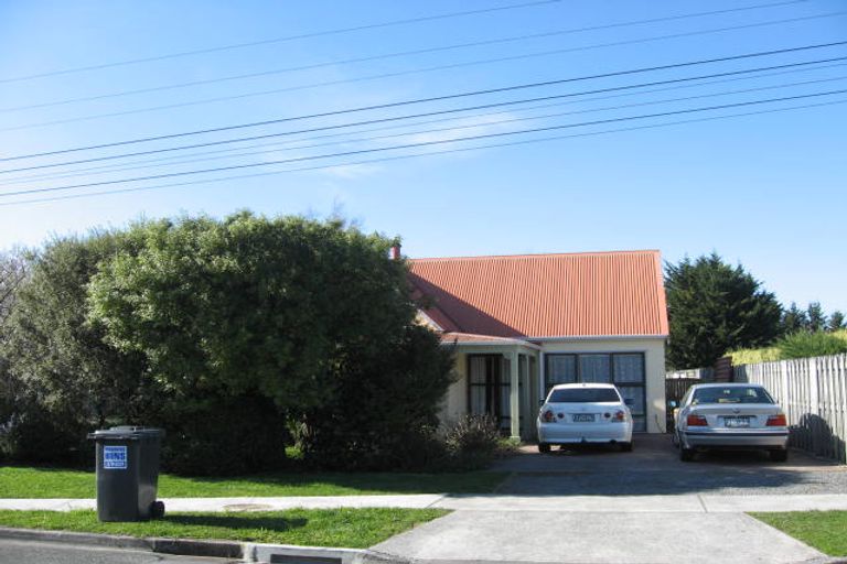 Photo of property in 39 Kempton Street, Greytown, 5712