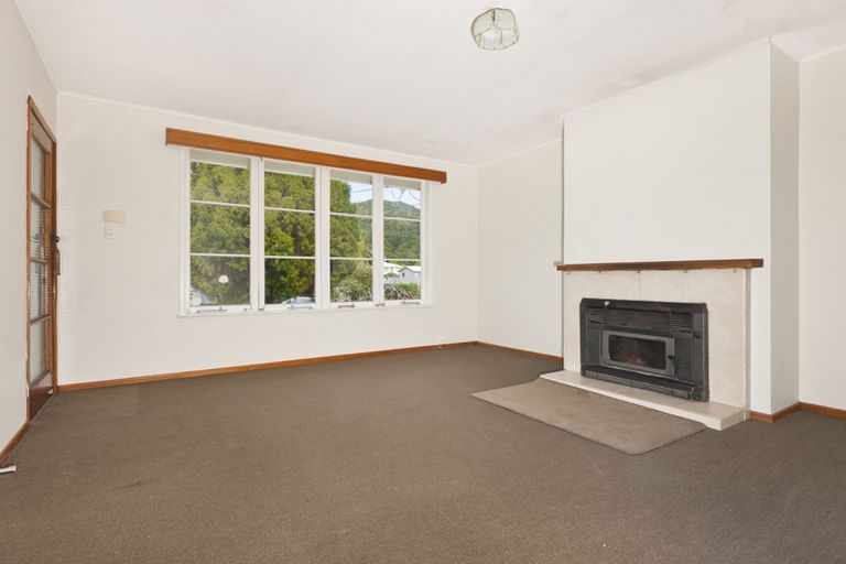 Photo of property in 15 Tuatara Drive, Te Kamo, Whangarei, 0112