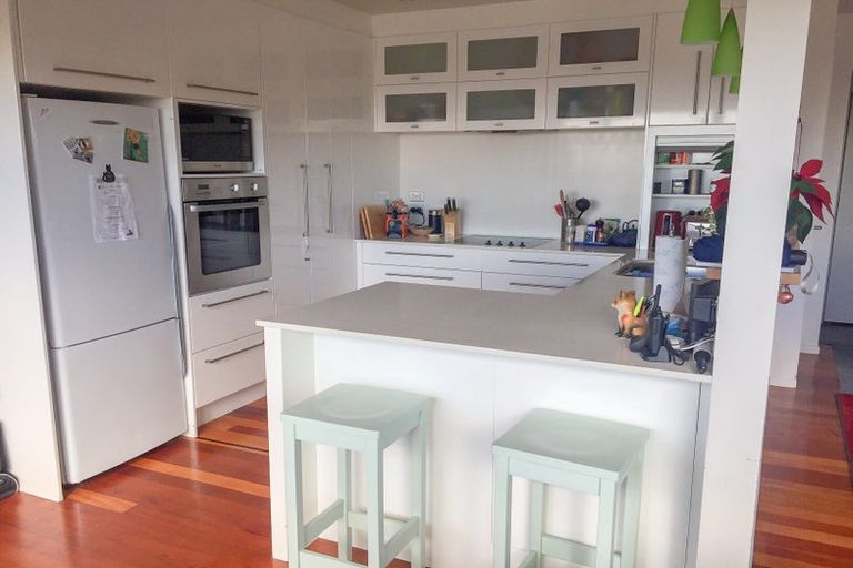 Photo of property in 1/24 Hastings Road, Mairangi Bay, Auckland, 0630