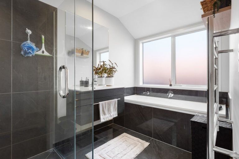 Photo of property in 22 Dreaver Drive, Waitara, 4320