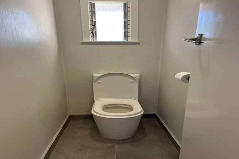 Photo of property in 27 Nevada Road, Silverdale, Hamilton, 3216