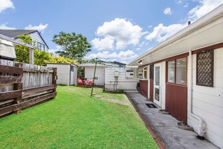 Photo of property in 2/28 Salisbury Road, Birkdale, Auckland, 0626