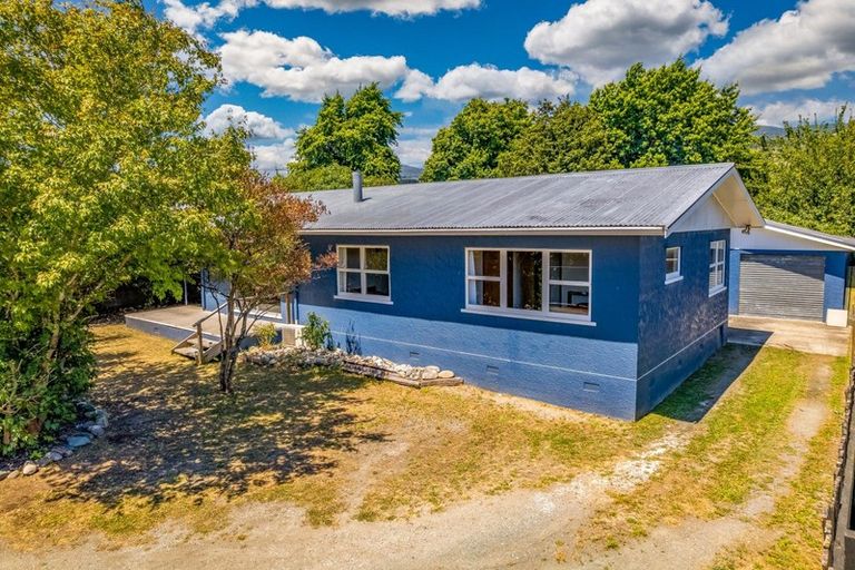 Photo of property in 22 Shelley Crescent, Stoke, Nelson, 7011