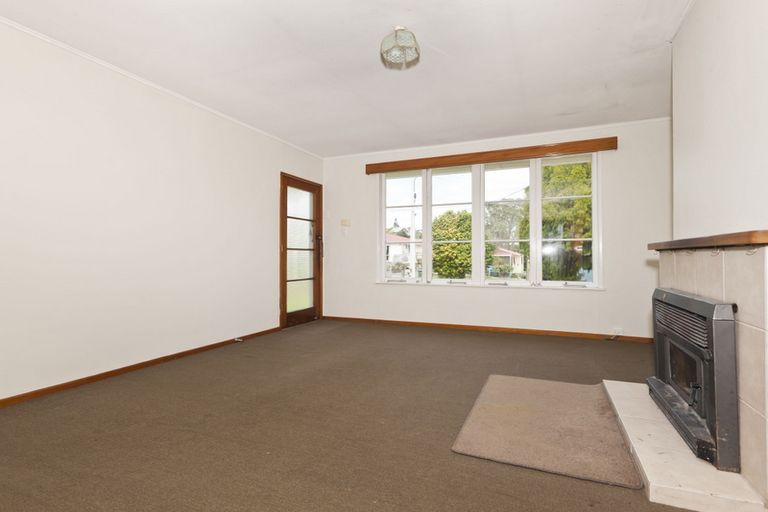 Photo of property in 15 Tuatara Drive, Te Kamo, Whangarei, 0112