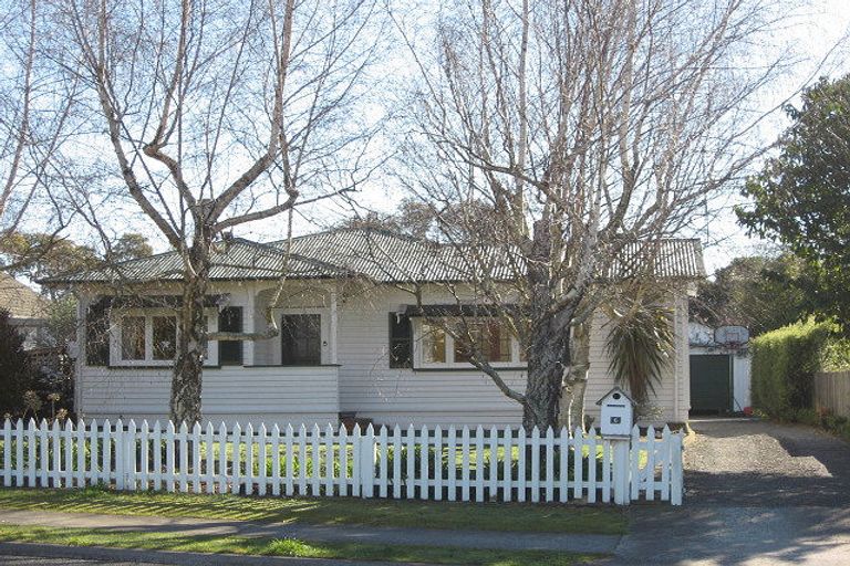 Photo of property in 6 Holyrood Terrace, Waipukurau, 4200