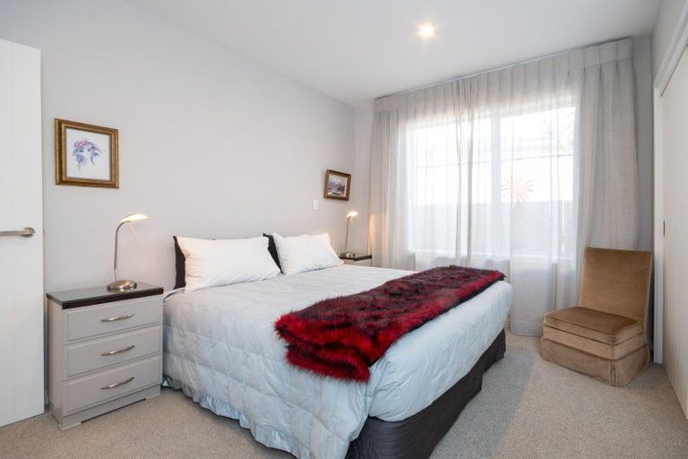 Photo of property in 5a Guthrie Road, Havelock North, 4130