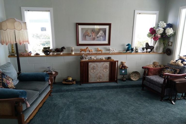 Photo of property in 1/17 Waterhouse Street, Taradale, Napier, 4112