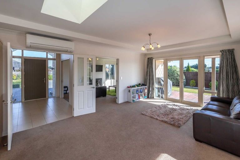 Photo of property in 32 Wilfield Drive, West Melton, 7618