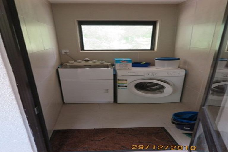 Photo of property in 14 Emlyn Place, Torbay, Auckland, 0630