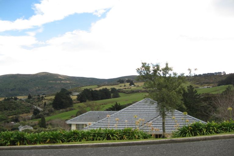 Photo of property in 1/592 East Coast Road, Pinehill, Auckland, 0630