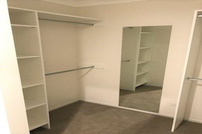 Photo of property in 35 Riverglade Parkway, Te Atatu South, Auckland, 0610