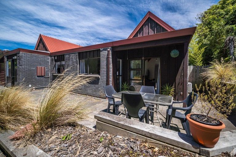 Photo of property in 2/38 Martin Street, Monaco, Nelson, 7011