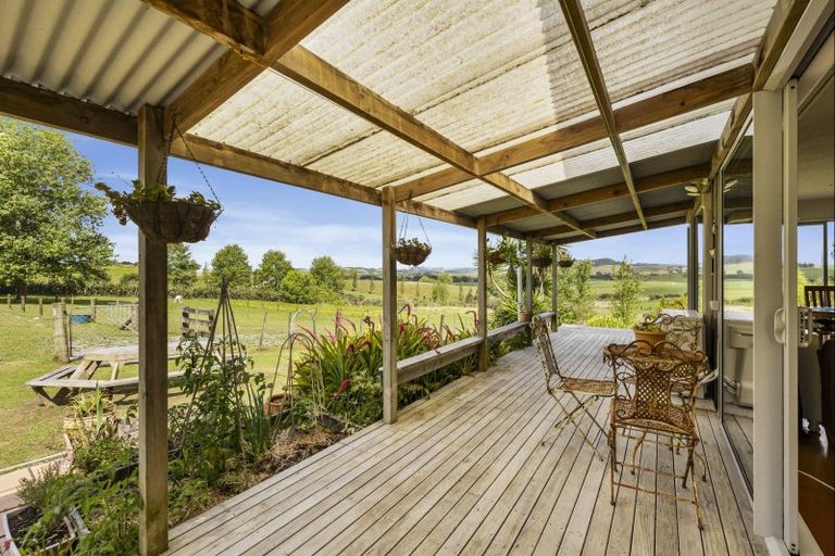 Photo of property in 39 Lara Lane, Kaiwaka, 0573