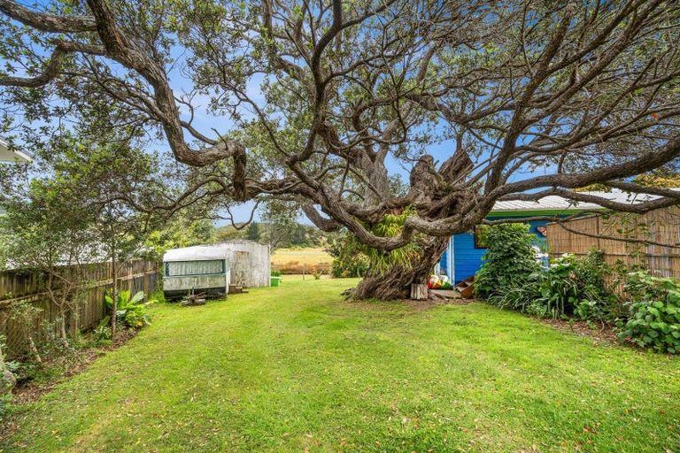 Photo of property in 10 Omutu Street, Oakura, Hikurangi, 0184