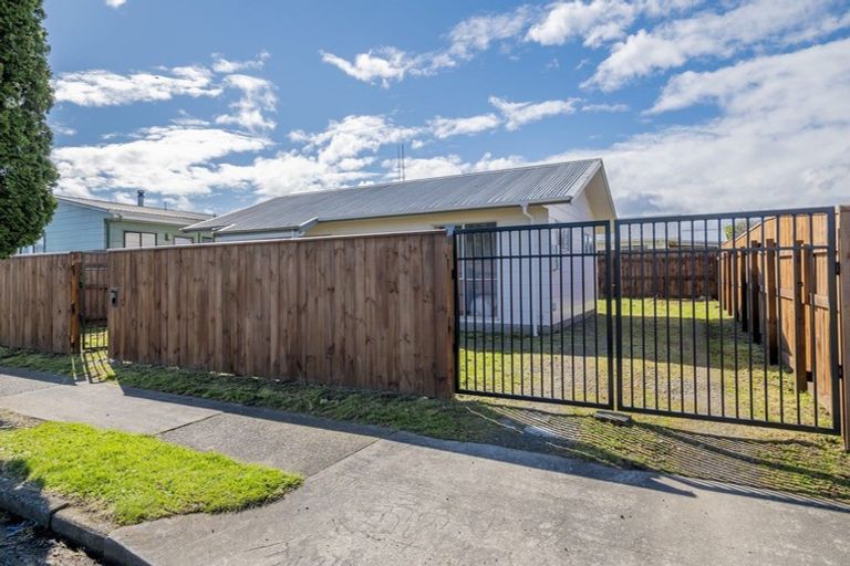 Photo of property in 33b Balmoral Street, Levin, 5510