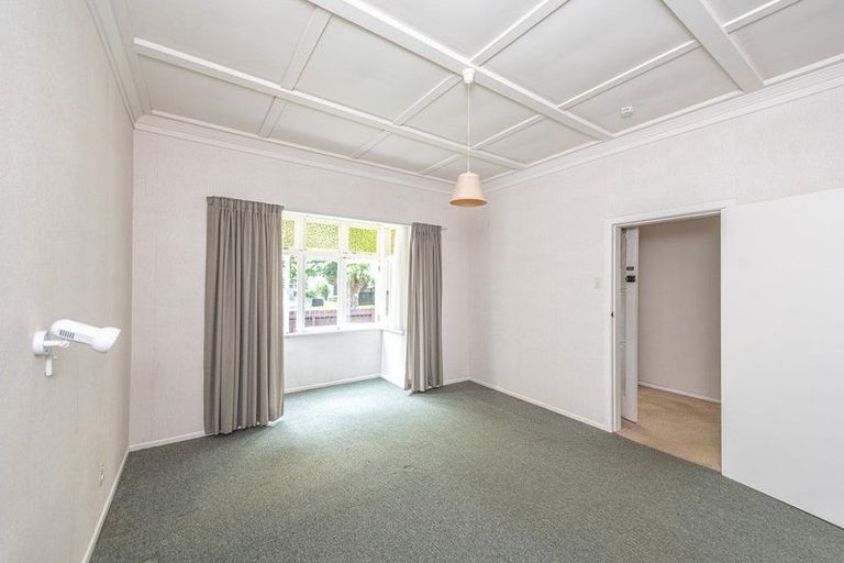 Photo of property in 10 Godwin Crescent, College Estate, Whanganui, 4500