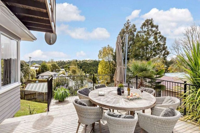 Photo of property in 79b Verbena Road, Birkdale, Auckland, 0626