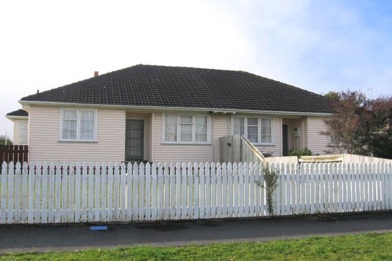 Photo of property in 5 Upham Terrace, Roslyn, Palmerston North, 4414