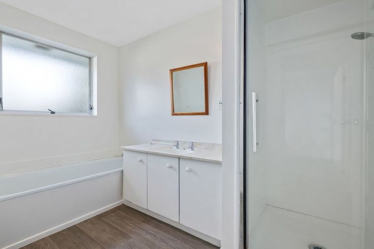 Photo of property in 2/3 Chadbury Street, Parklands, Christchurch, 8083