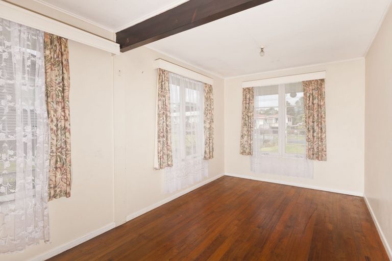 Photo of property in 15 Tuatara Drive, Te Kamo, Whangarei, 0112