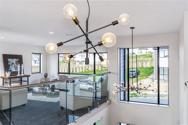 Photo of property in 9 Drover Close, Flat Bush, Auckland, 2019