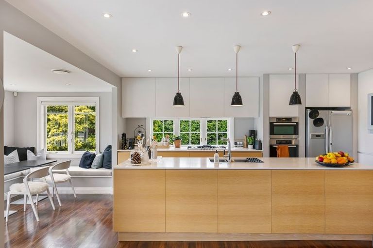 Photo of property in 253 St Heliers Road, Saint Heliers, Auckland, 1071
