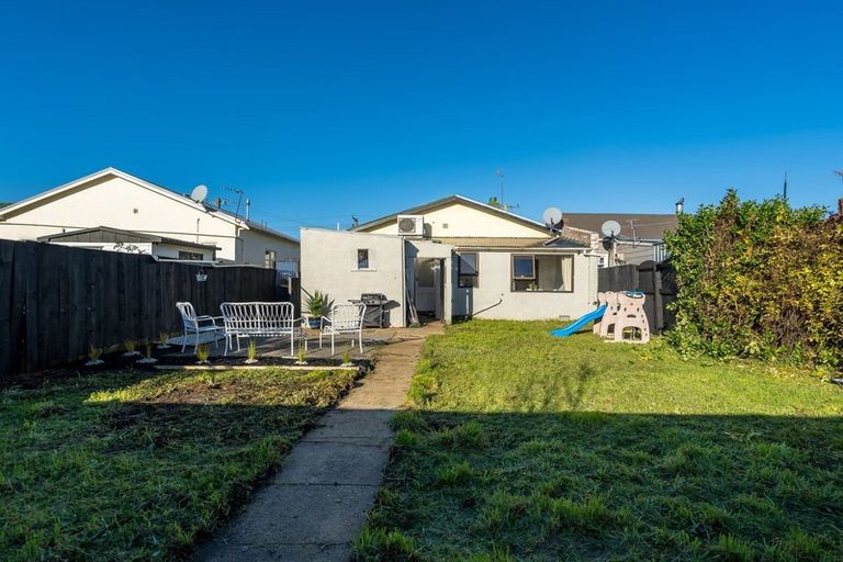 Photo of property in 73 Fawcett Street, South Dunedin, Dunedin, 9012