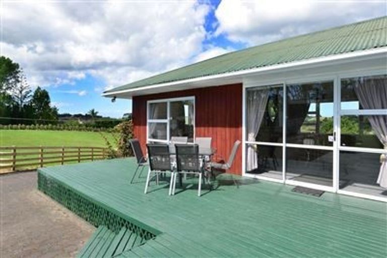 Photo of property in 792 Dairy Flat Highway, Dairy Flat, Albany, 0792